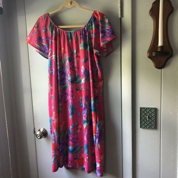 Vintage Chemise Tropical Gown  Day Dress Loungewear Pink Floral Flowy - Picture 7 of 7